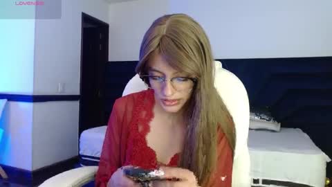 Peyton online show from April 15, 3:46 am