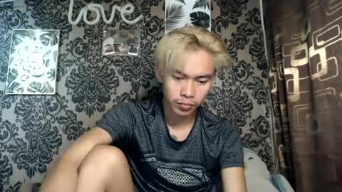Snapshot of thegreatmouth chatting on December 2, 11:07 pm JAY online show from December 2, 11:07 pm