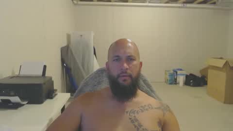 thehawaiian93 online show from November 18, 1:33 am