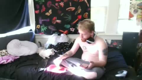 fuzzyfox online show from September 26, 10:36 pm