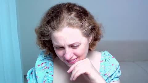 Ella online show from March 2, 2:21 pm