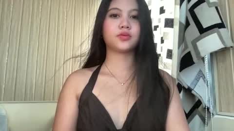 Snapshot of thelifeof_kiara chatting on June 6, 6:29 am thelifeof_kiara online show from June 6, 6:29 am