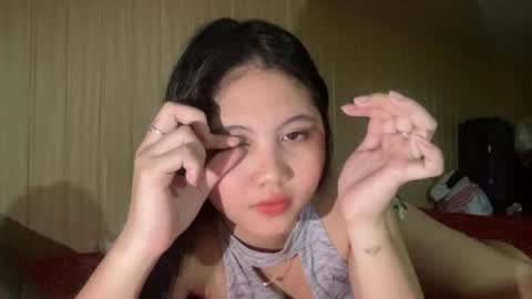Snapshot of thelifeof_kiara chatting on June 25, 12:42 pm thelifeof_kiara online show from June 25, 12:42 pm