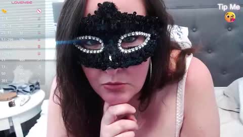 Lacey online show from April 2, 8:28 pm