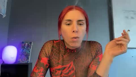 Snapshot of thematryoshka chatting on February 11, 3:39 pm Lucy Lucy online show from February 11, 3:39 pm