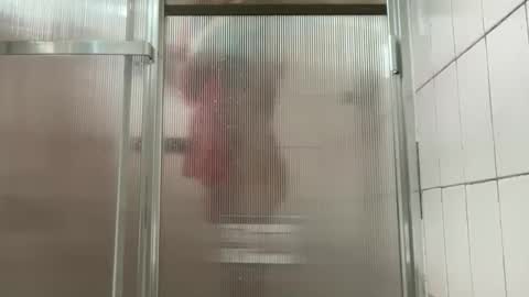 Snapshot of thematryoshka chatting on February 16, 2:46 pm Lucy Lucy online show from February 16, 2:46 pm