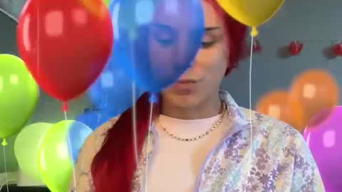 Snapshot of thematryoshka chatting on February 22, 5:55 pm Lucy Lucy online show from February 22, 5:55 pm