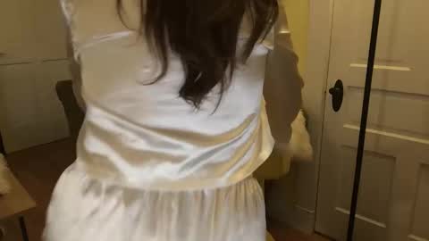 Snapshot of themrsnelson chatting on March 23, 1:48 pm Cach Nelson online show from March 23, 1:48 pm