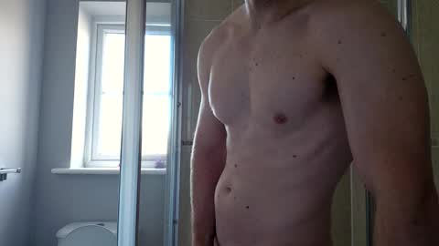 Snapshot of theone_123 chatting on November 2, 10:50 am theone_123 online show from November 2, 10:50 am