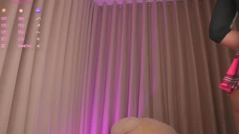    online show from June 9, 11:16 pm