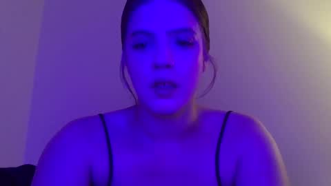  newgirl blonde pawg stripper online show from June 3, 3:20 am