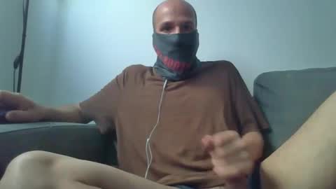Scarf guy online show from May 28, 6:05 pm