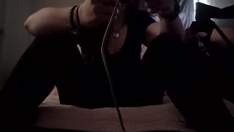 theunbound07 online show from April 27, 6:06 pm