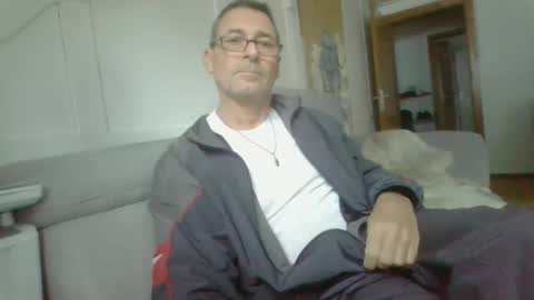 thhe13 online show from December 28, 7:55 am