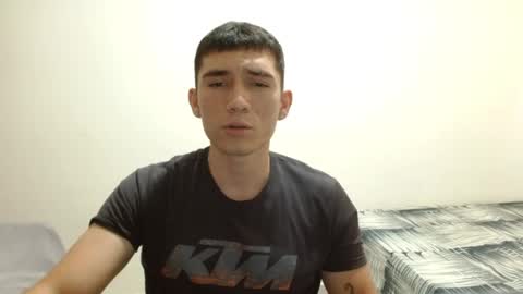thiago_deseo69 online show from May 27, 10:29 pm