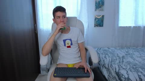 Manuel online show from September 29, 10:14 pm