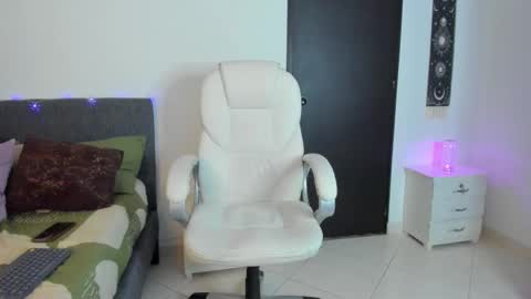 Manuel online show from February 3, 6:22 am