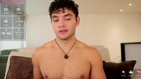 Snapshot of thiago_l chatting on April 22, 5:14 pm Just Thiago online show from April 22, 5:14 pm
