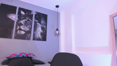 Thiago online show from December 6, 4:36 am