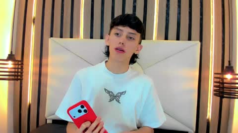 thiago_twink38 online show from April 7, 3:51 am