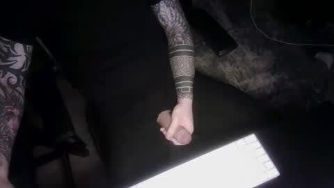 Snapshot of thicchogg chatting on March 3, 11:27 am thicchogg online show from March 3, 11:27 am