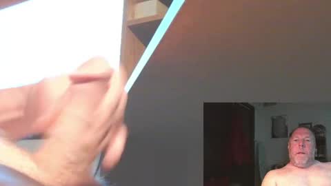 thickcock4u1105 online show from June 8, 11:43 am