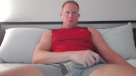 thickkredd8 online show from March 7, 3:03 am