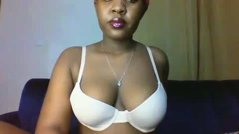 thickyannah online show from September 17, 11:17 pm