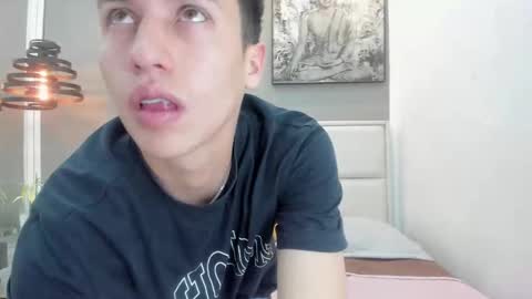 Thom online show from March 20, 11:15 am