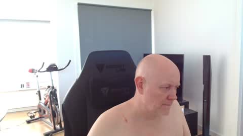 thomas806035 online show from June 19, 3:05 pm