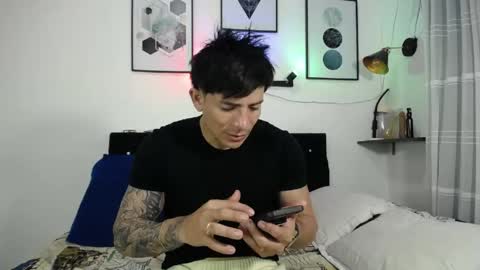 Snapshot of thomas_hot369 chatting on March 30, 5:03 pm thomas_hot369 online show from March 30, 5:03 pm