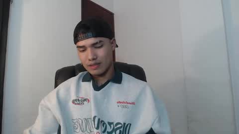 Thomas online show from December 12, 3:54 am