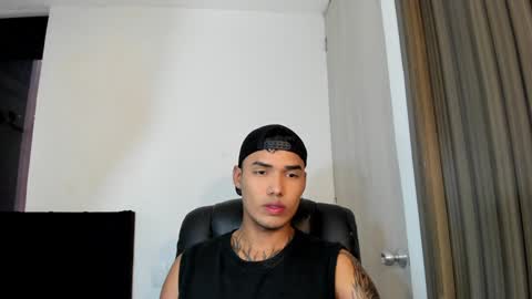 Thomas online show from February 1, 11:32 am