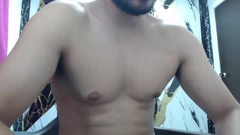 Snapshot of thomas_neuman chatting on March 19, 9:30 pm Thomas online show from March 19, 9:30 pm