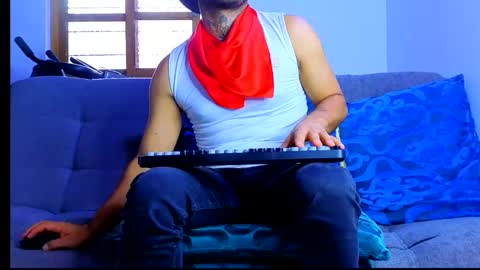thomas  smith online show from May 25, 7:20 pm