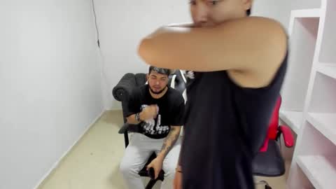 thomson_hot01 online show from February 22, 5:08 am