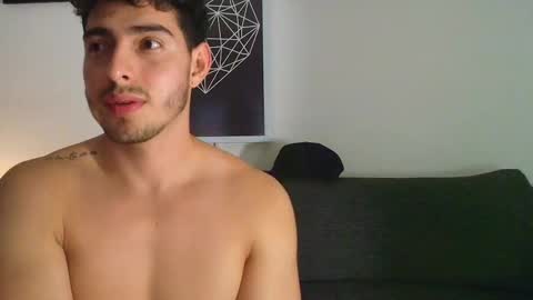 thomylov online show from March 8, 2:04 am