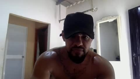 Snapshot of thonybeiio chatting on November 21, 6:28 pm thonybeiio online show from November 21, 6:28 pm