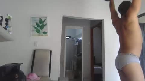 Snapshot of thonybeiio chatting on March 22, 6:33 pm thonybeiio online show from March 22, 6:33 pm