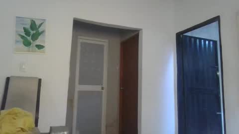 Snapshot of thonybeiio chatting on March 25, 10:38 pm thonybeiio online show from March 25, 10:38 pm