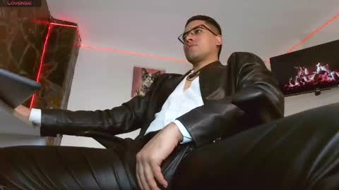 thonydupont online show from May 8, 8:25 pm