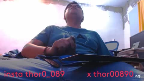 thor0200 online show from October 7, 5:48 am