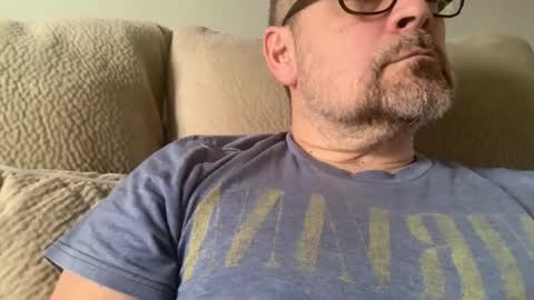 Snapshot of threearrowsbox chatting on March 15, 9:10 pm threearrowsbox online show from March 15, 9:10 pm