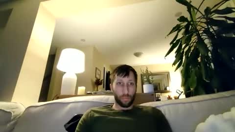 Snapshot of throwawayafteruse20202 chatting on March 4, 12:38 am throwawayafteruse20202 online show from March 4, 12:38 am