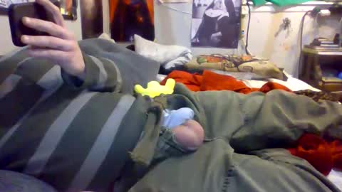 thunder8u42 online show from March 8, 3:10 am