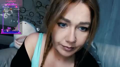 Snapshot of tia_meow chatting on November 12, 7:57 pm tiameow online show from November 12, 7:57 pm