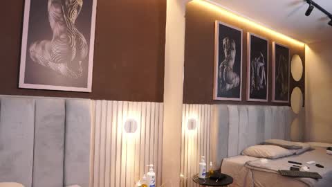 Tian Brooks online show from April 7, 6:25 am