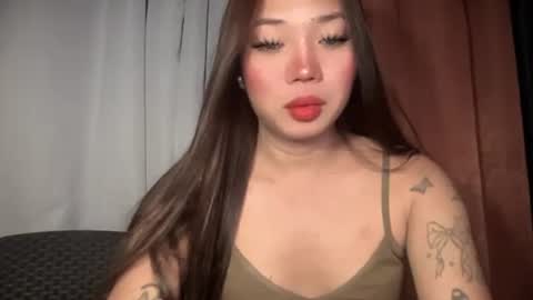 Ms. Tiara online show from April 21, 11:40 pm