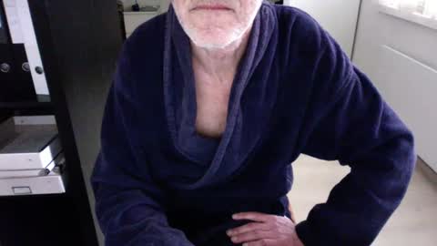 tiburzio online show from January 24, 8:13 am