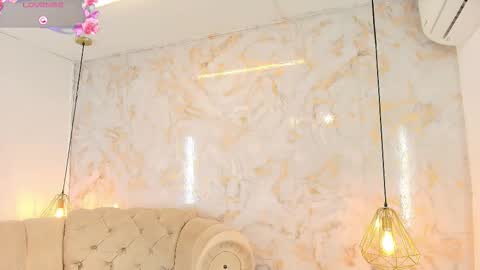 Snapshot of tifanibrown chatting on February 5, 11:48 am Tifani brown online show from February 5, 11:48 am